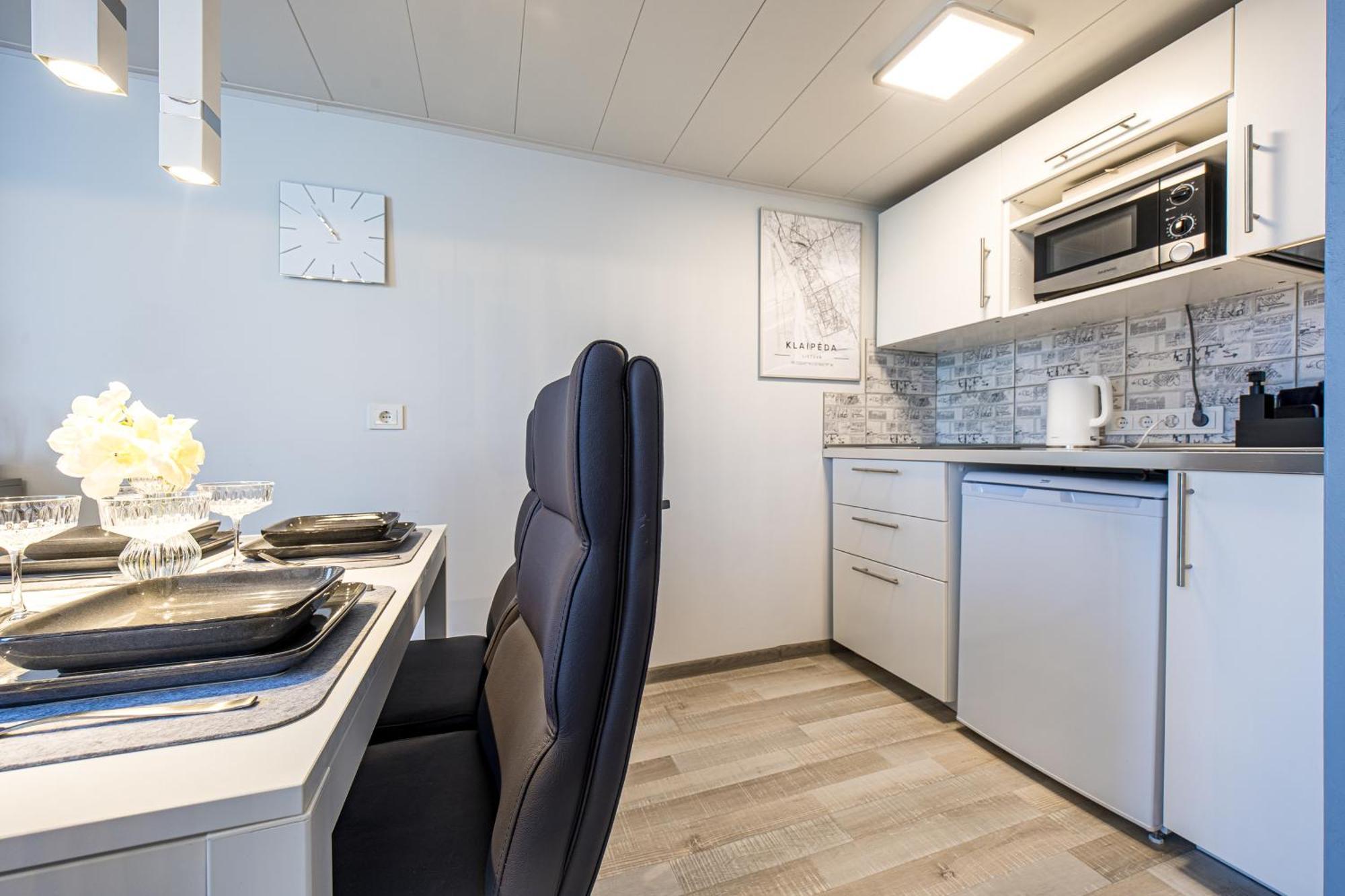 Loft Apartment In Klaipeda Oldtown ภายนอก รูปภาพ